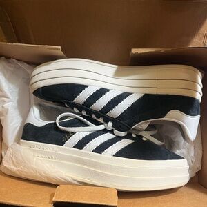 Adidas Gazelle 7 Shoes